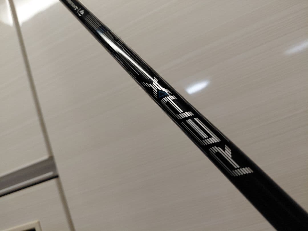 テーラーメイド Qi4D　DR 純正シャフト REAX MR50 S 1R使用