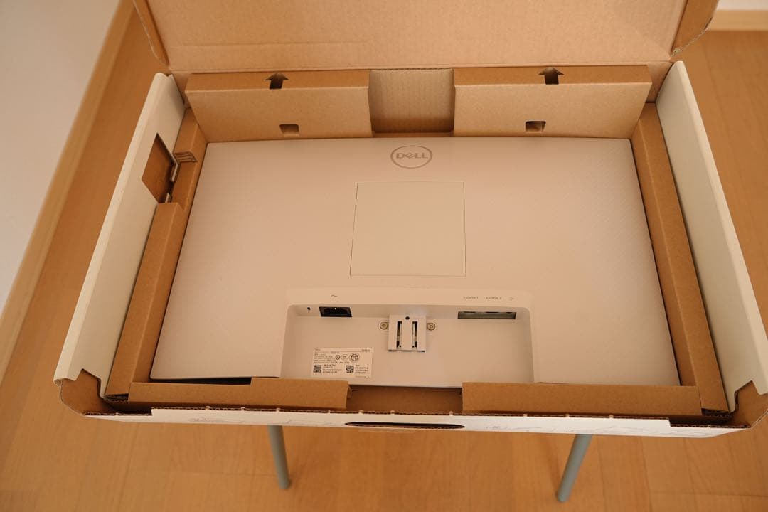 DELL デスクトップモニター：S2421H