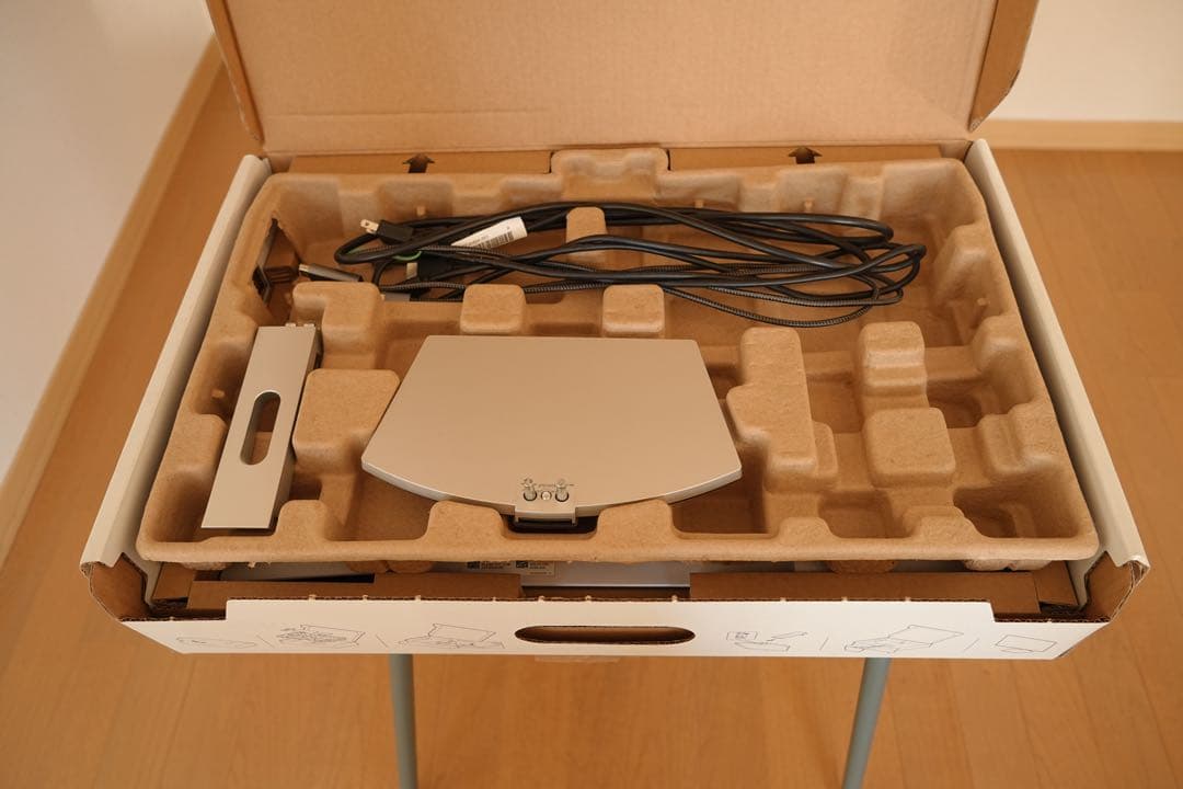 DELL デスクトップモニター：S2421H