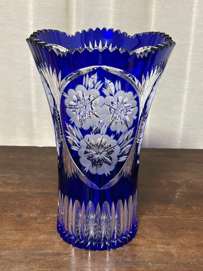 ドレスデン　クリスタル　花瓶　花入