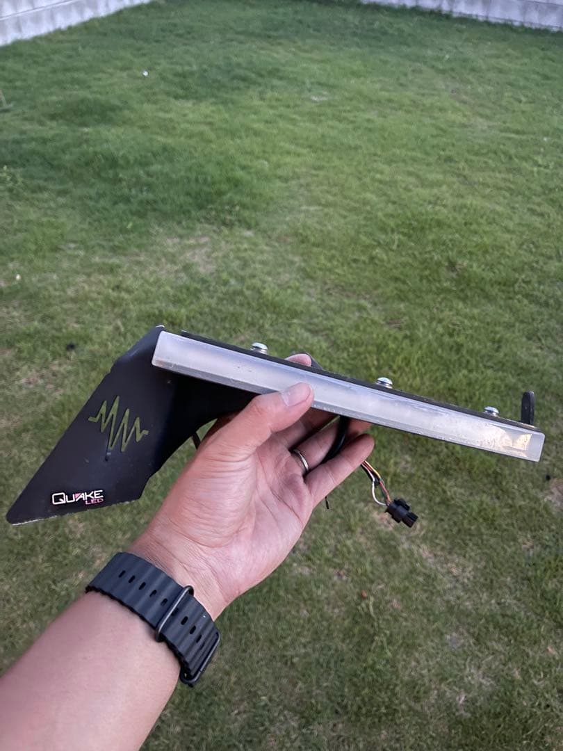 Quake LED クエイク　(ジャンク品)