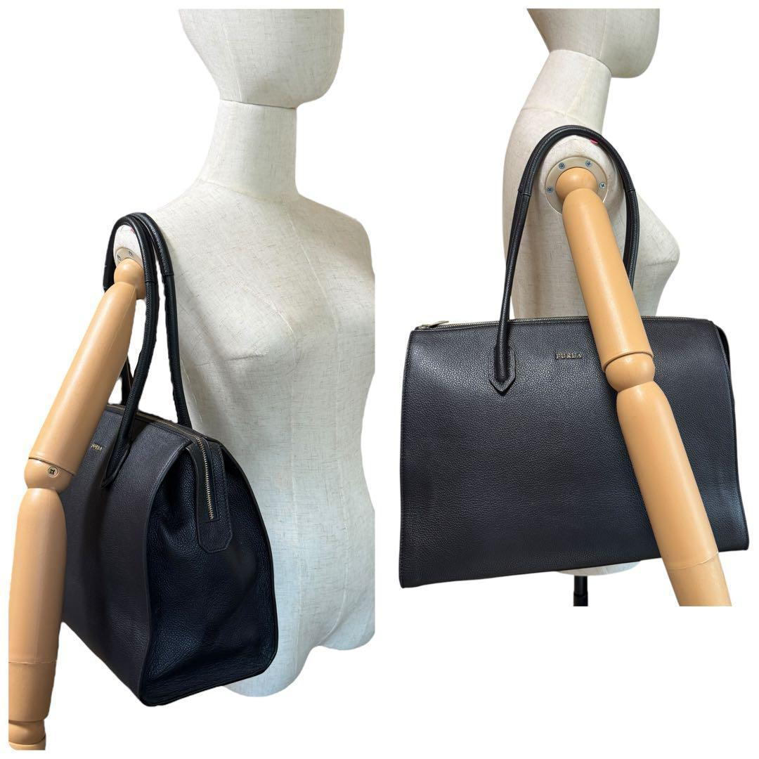 美品✨フルラ トートバッグ ファスナー付 ブラック A4可 ビジネス 就活