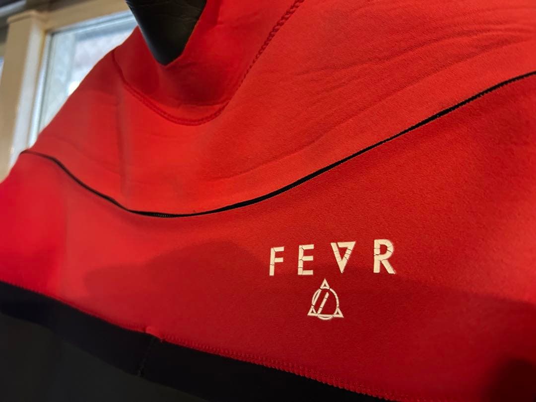 FEVR セミドライウェットスーツ