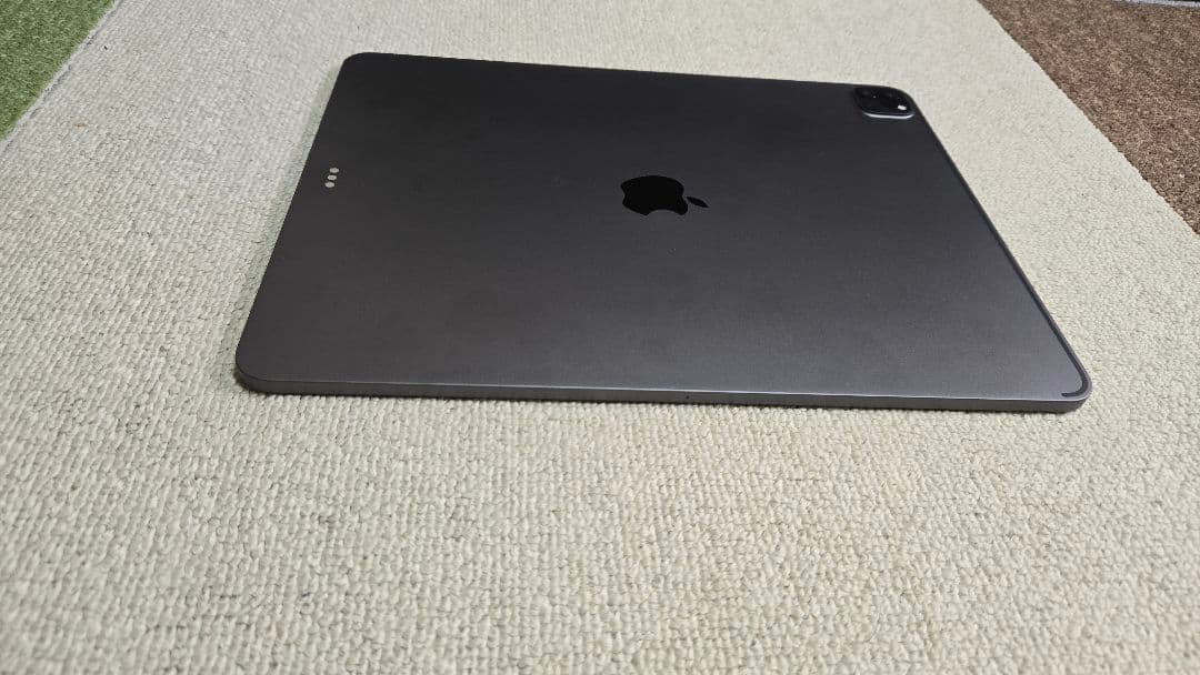 iPad Pro 12.9インチ 本体とMagic Keyboardのセット