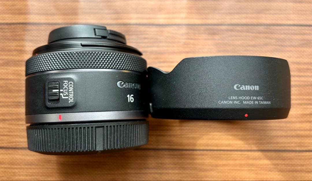 Canon RF 16mm F2.8 STM レンズ フード＆フィルター付き