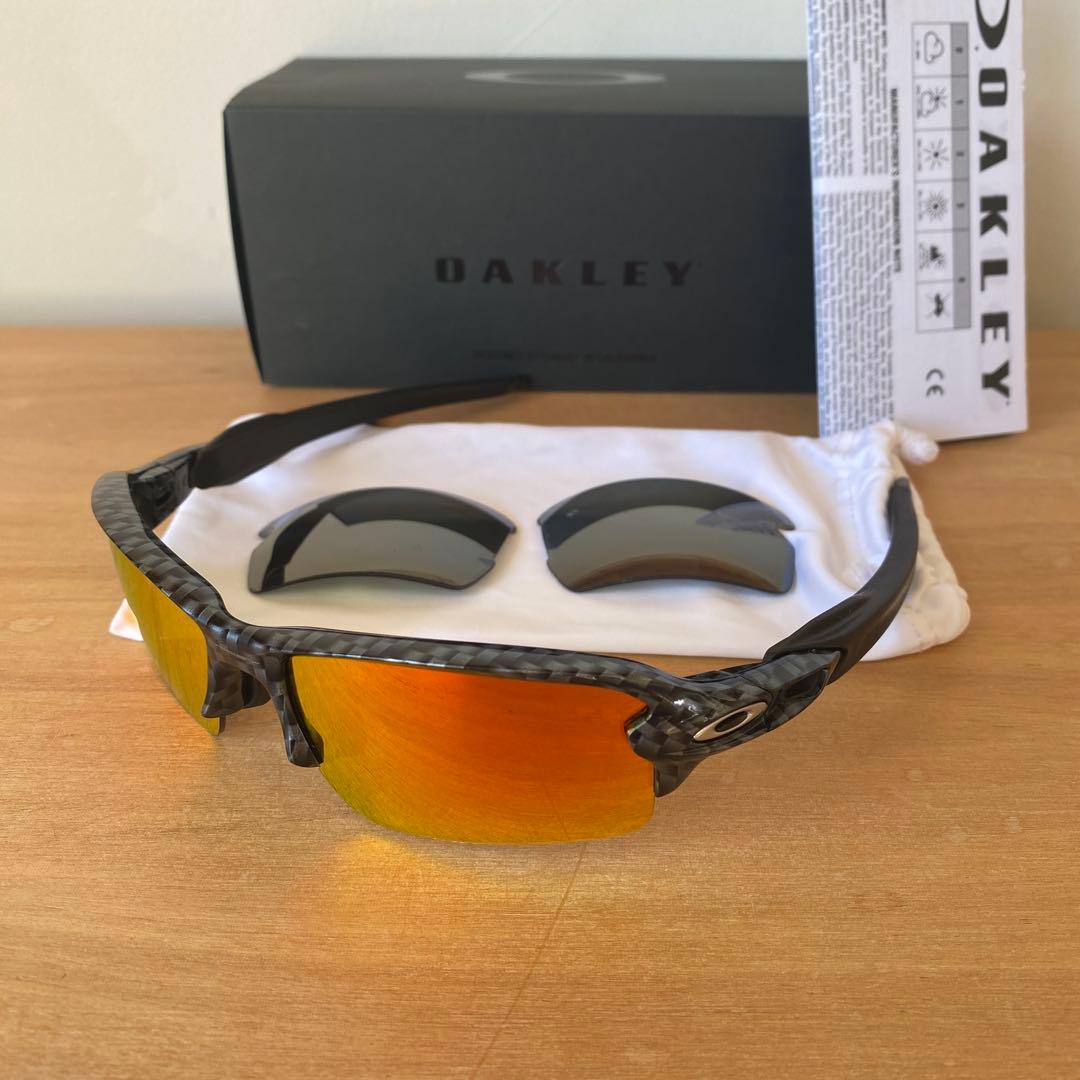 偏光　Oakley オークリー　FLAK 2.0 カーボンブラック　純正レンズ付