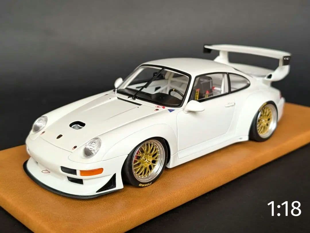 GTスピリット 1/18 PORSCHE 911 (993) GT2 EVO