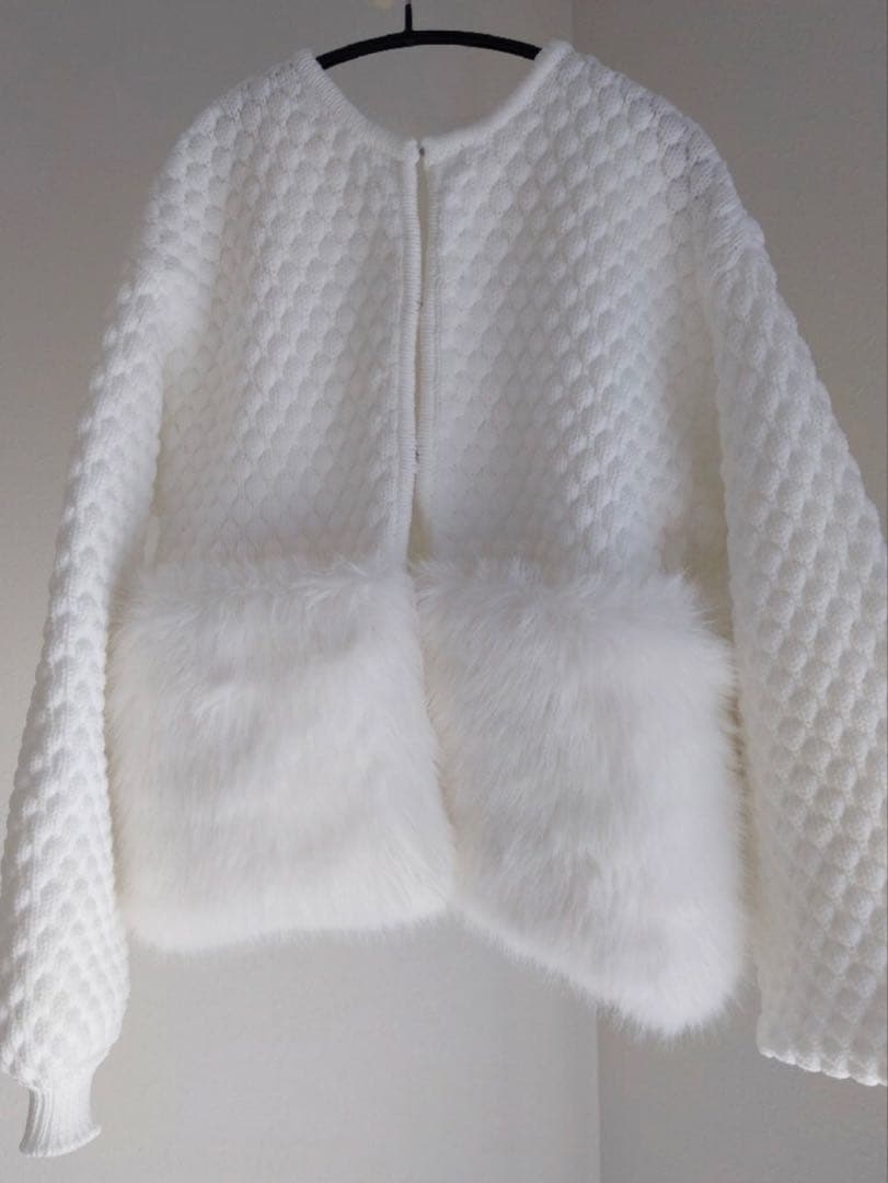 maison de Dolce. メゾンドドルチェ ファーリーニット ホワイト