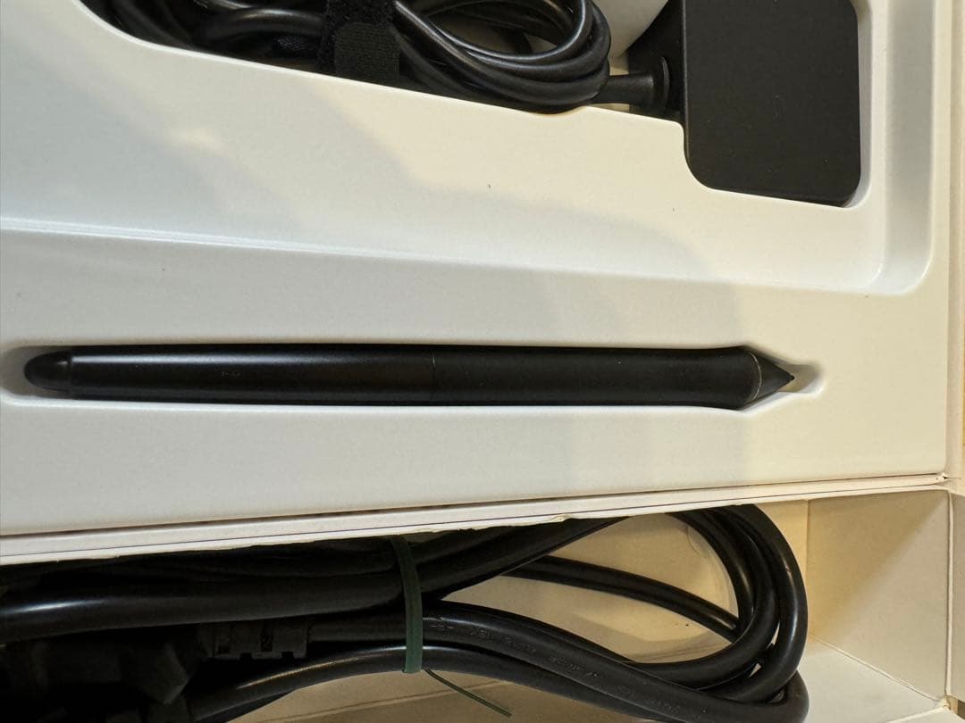 ワコム Wacom Cintiq pro 13 DTH-1320/K0