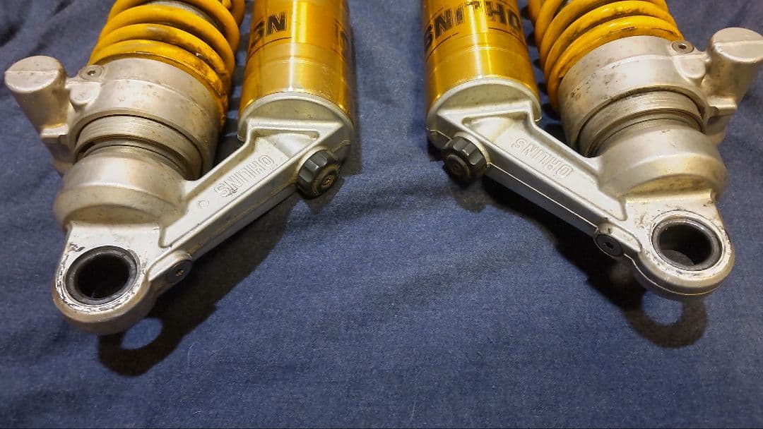 オーリンズ　正規品ho5050 リアサスペンション　CB400SF用