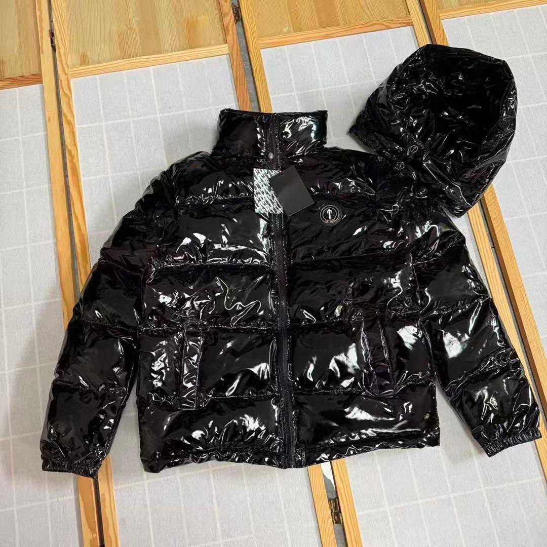 新品 TRAPSTAR 光沢ブラック ダウンジャケット Mサイズ n