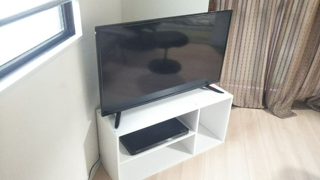 40インチ液晶テレビ