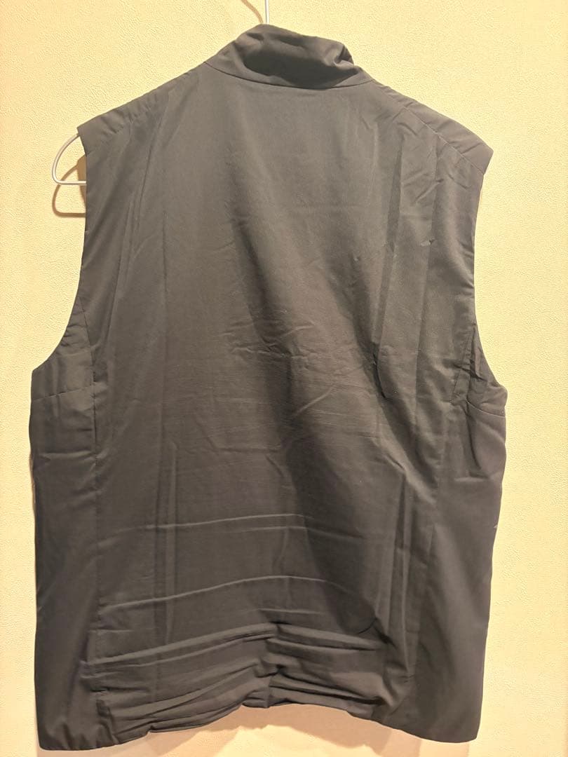 patagonia パタゴニア ナノエア ライト ベスト 黒 Ｌ 83900