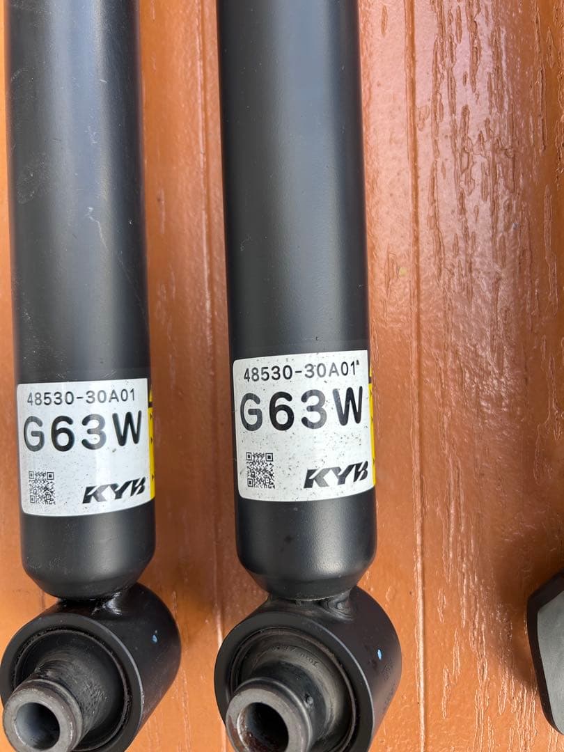 レクサス純正ショックアブソーバー GS 300h バージョンL