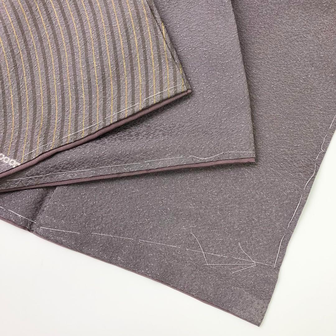 MK-1532 付下げ 絞り 刺繍 菱形 美しい曲線模様 紫鼠色 しつけ糸