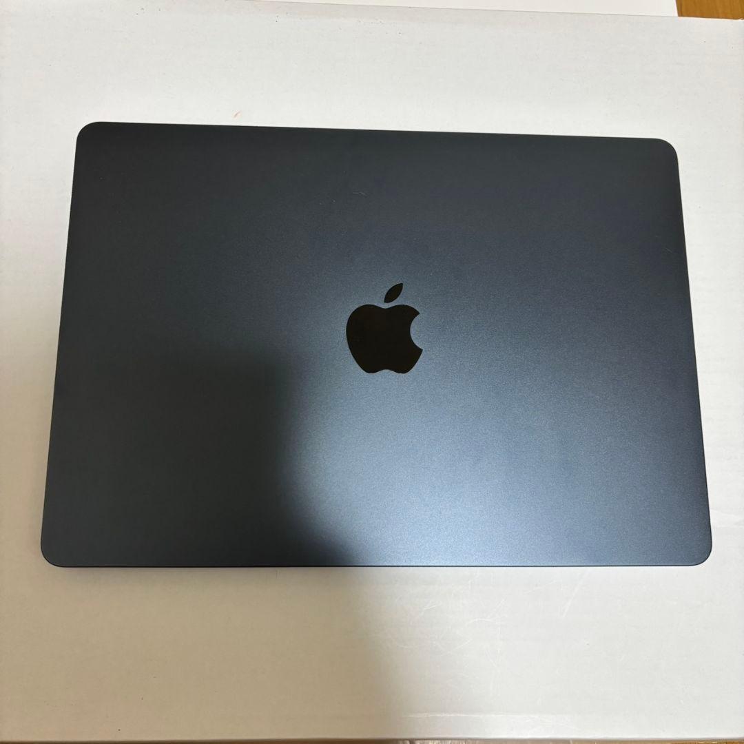 美品　MacBook Air 2022 M2 ミッドナイト JIS 256G