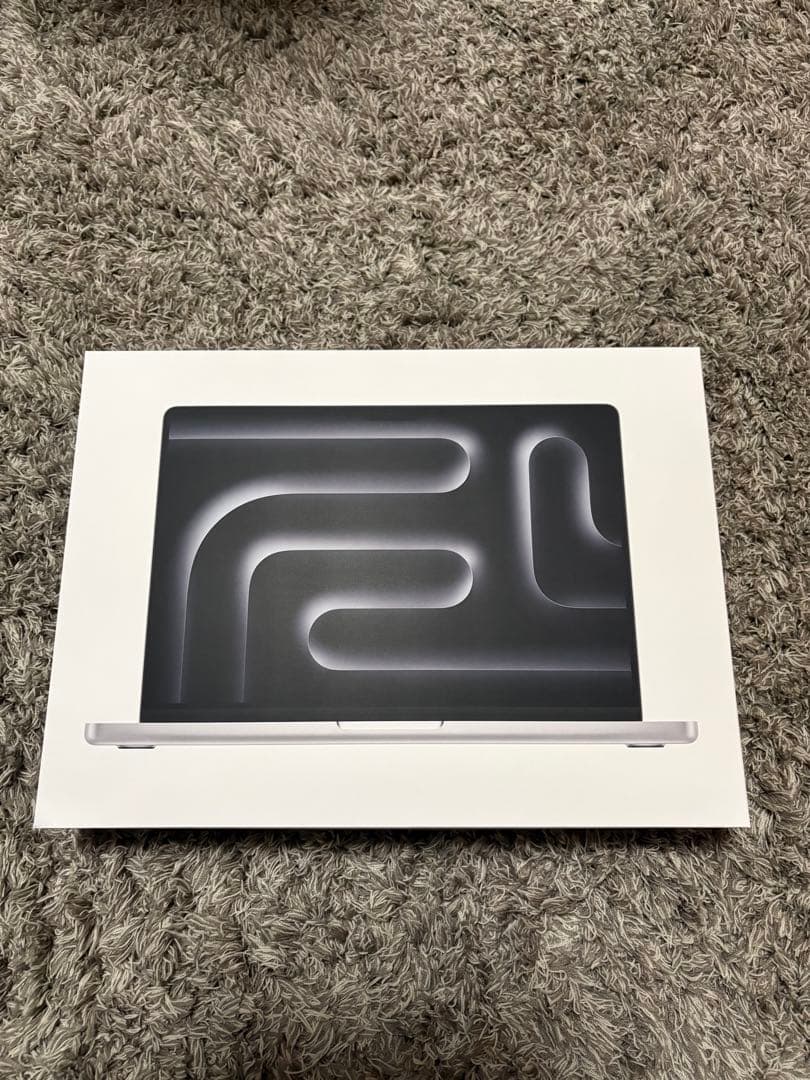 MacBook Pro 14 M5 2025年モデル　24GB 1TB