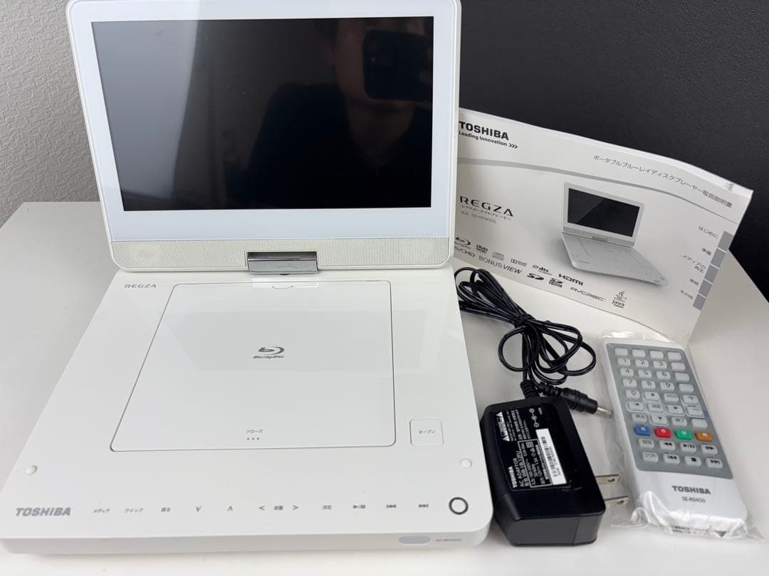 東芝　SD-BP900S ポータブルBDプレーヤー