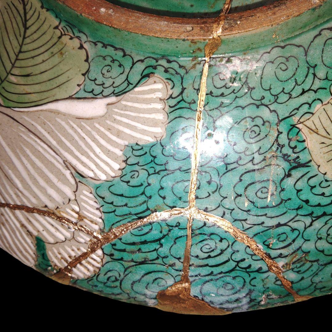 古九谷　青手賢人牡丹海浜図飾皿　金継ぎ　直径41cm