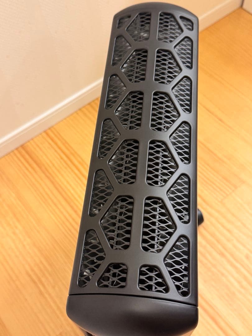 新品 デロンギマルチダイナミックオイルヒーター【リモコン付】MDH-15BK