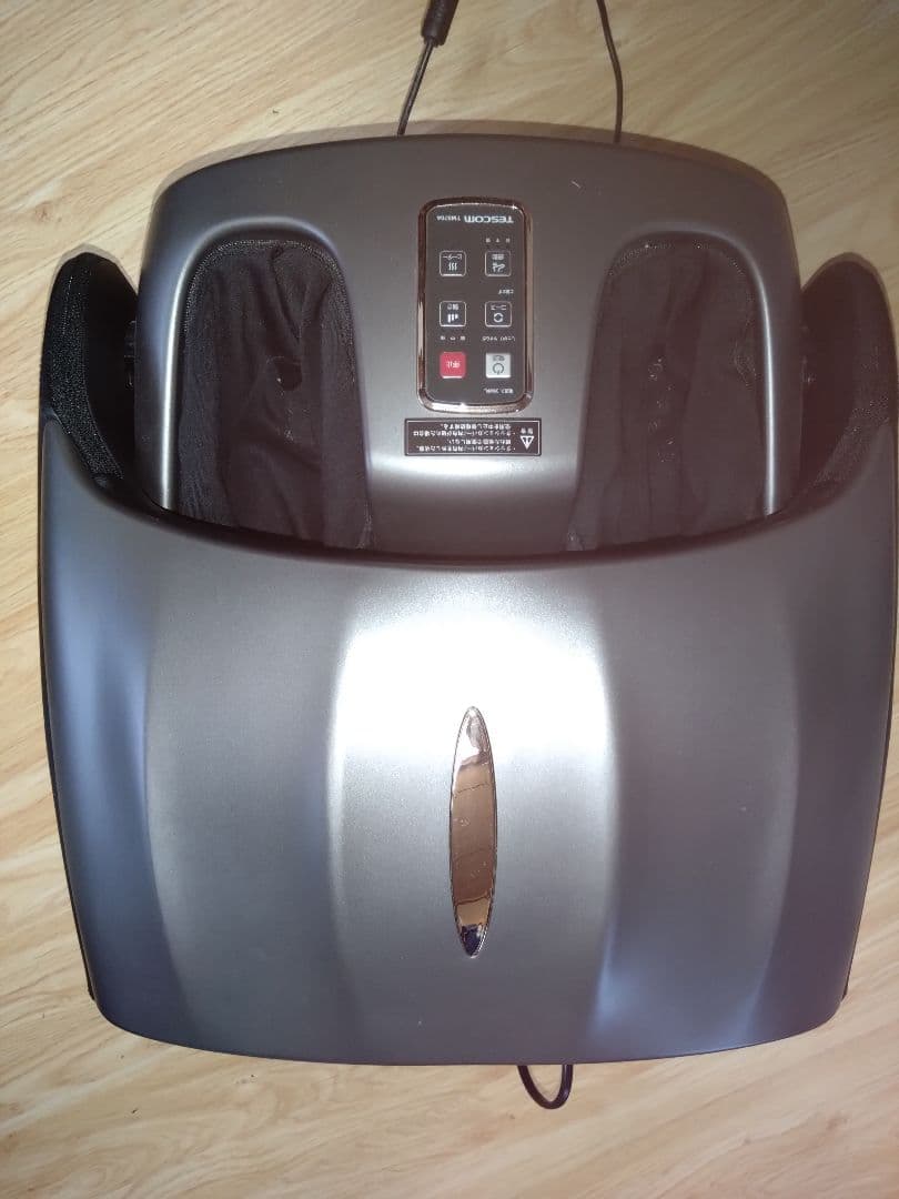 足もみもみ　ふくらはぎまで