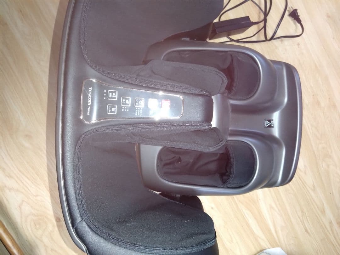 足もみもみ　ふくらはぎまで