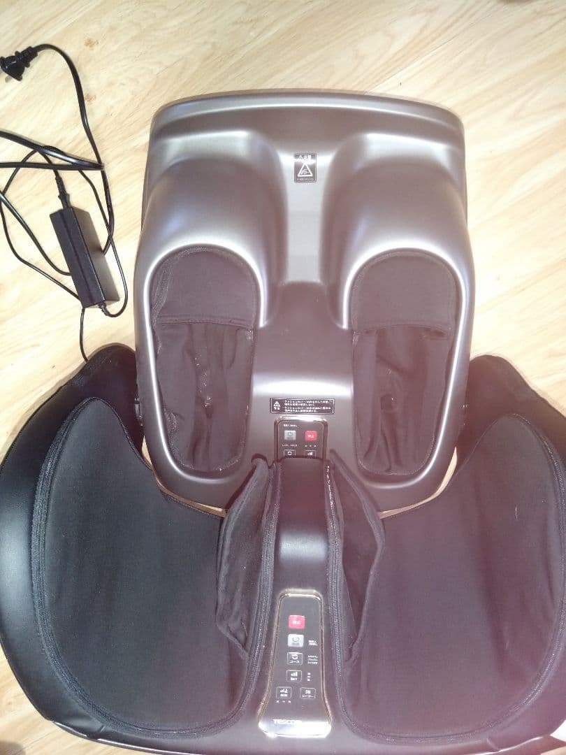 足もみもみ　ふくらはぎまで