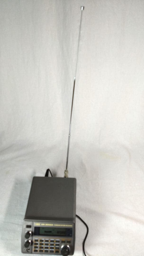 中古 AOR AR-3000A 広帯域受信機 内蔵電池交換 はんだ跡あり