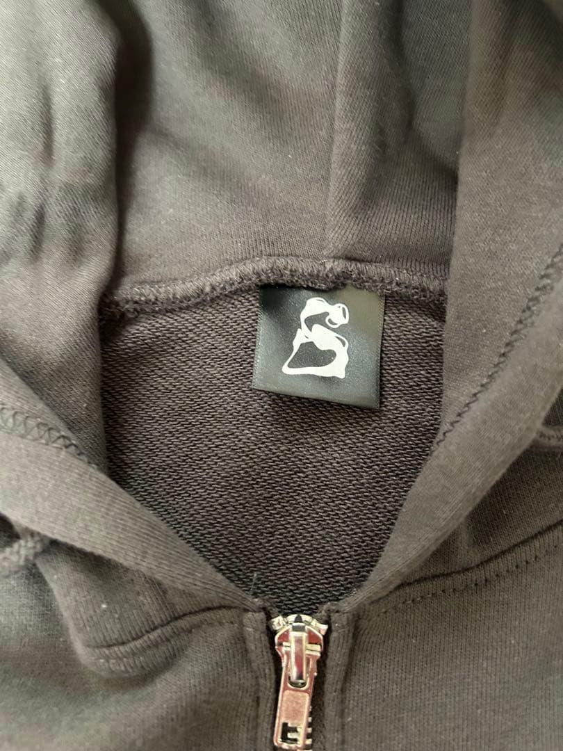 SixTONES パーカー