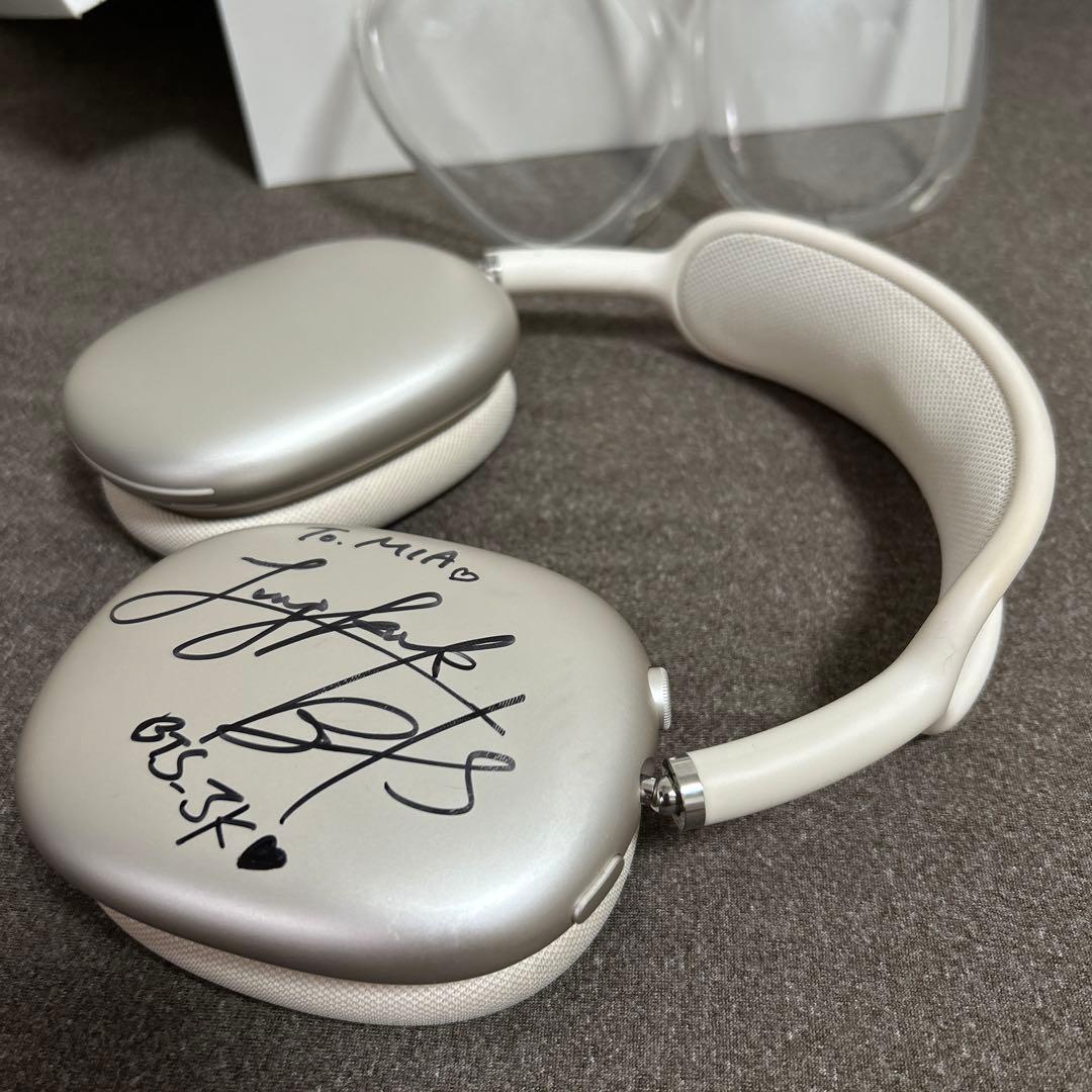 【AirPods Max シルバー】 グクサイン入り、ケース付き （24日まで）