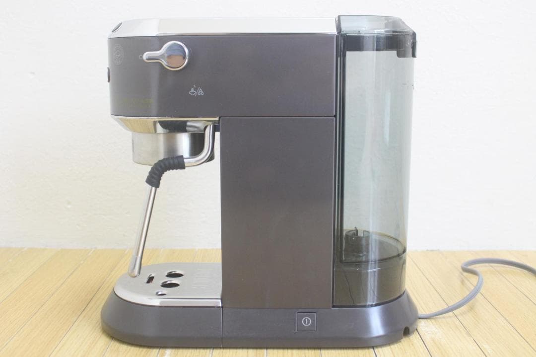 DeLonghi デロンギ エスプレッソ・カプチーノメーカー EC885J