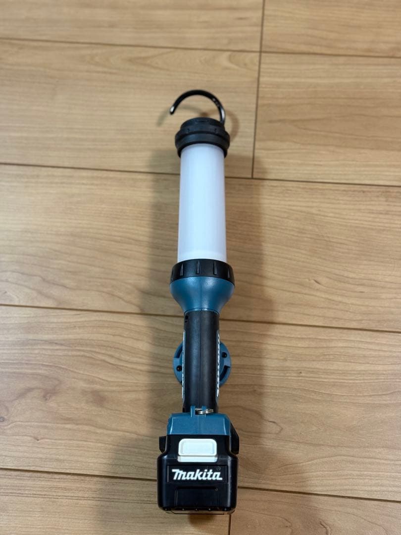 マキタ 10.8V ML104 ライト