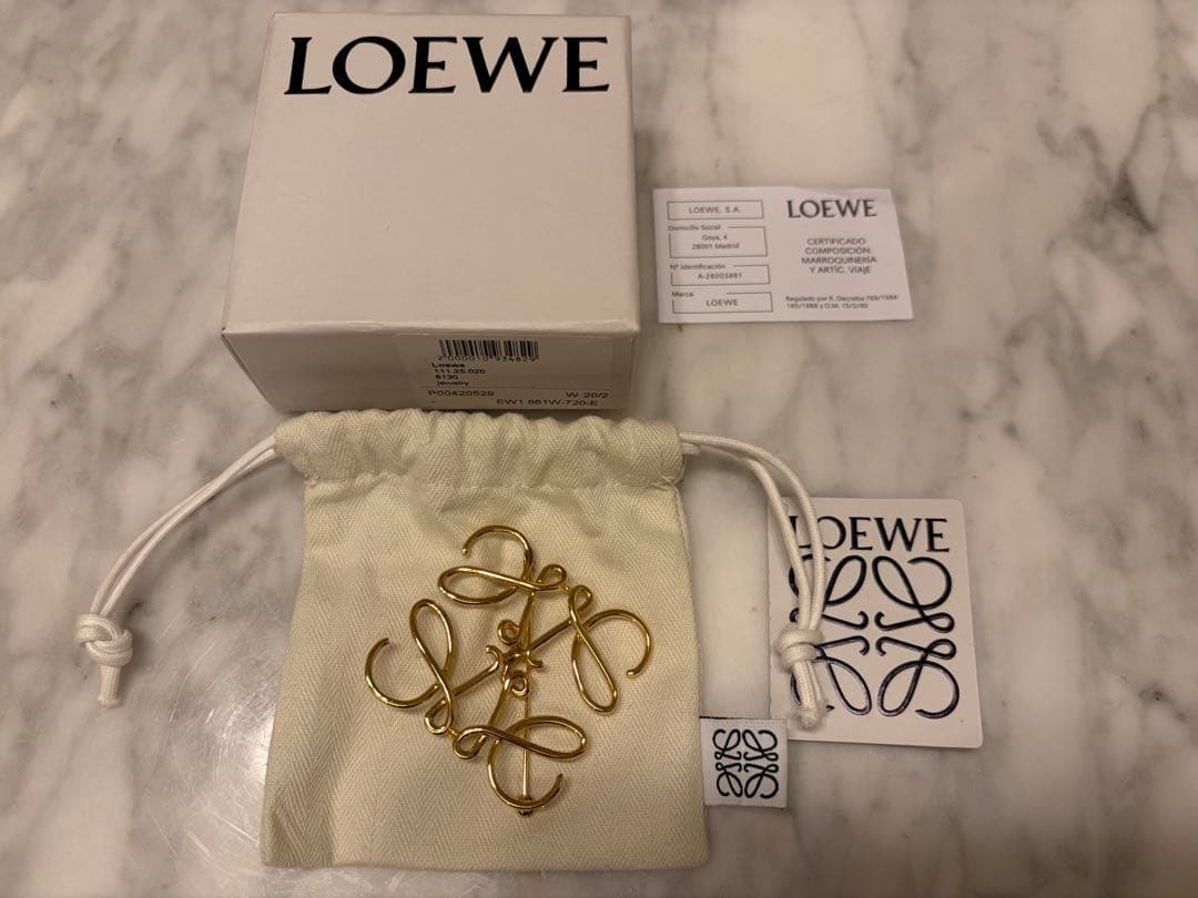 LOEWE ゴールド ブローチ