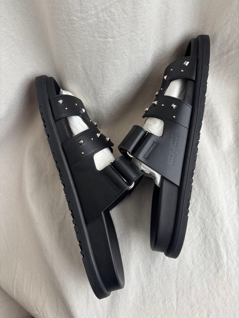 HERMES シプレ サンダル 黒スタッズ 38 2025新作