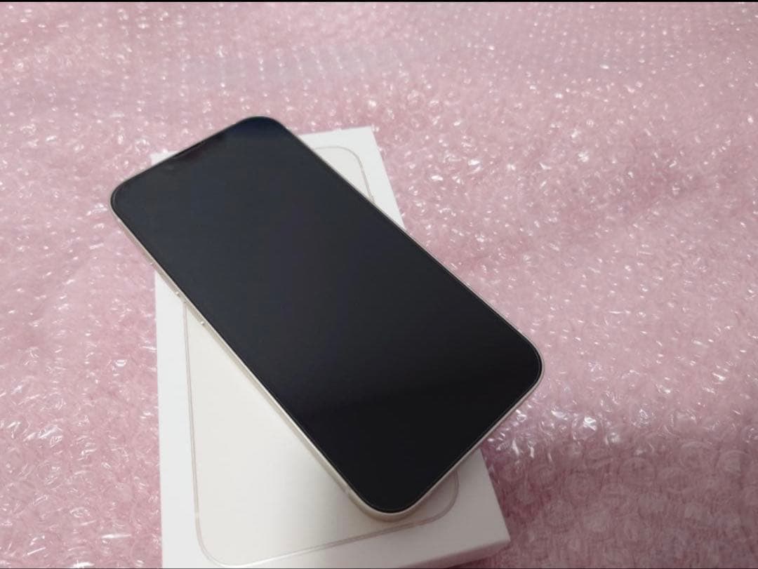 【新品・超美品】iPhone 13 128GB スターライト