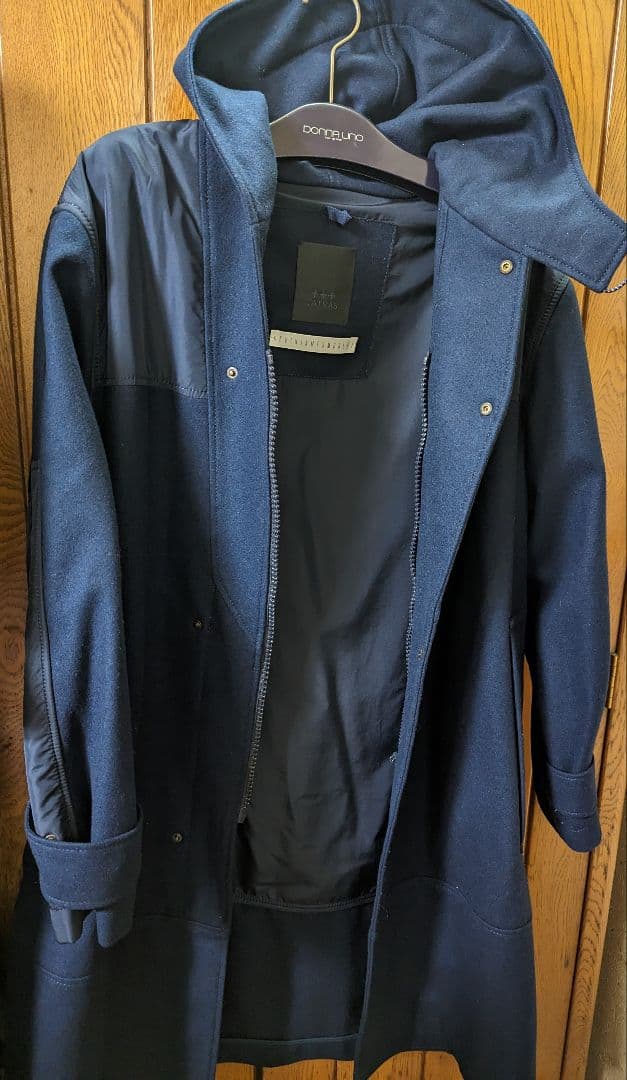 『TATRAS』KEVIN JAMES MORLEY HOODED COAT