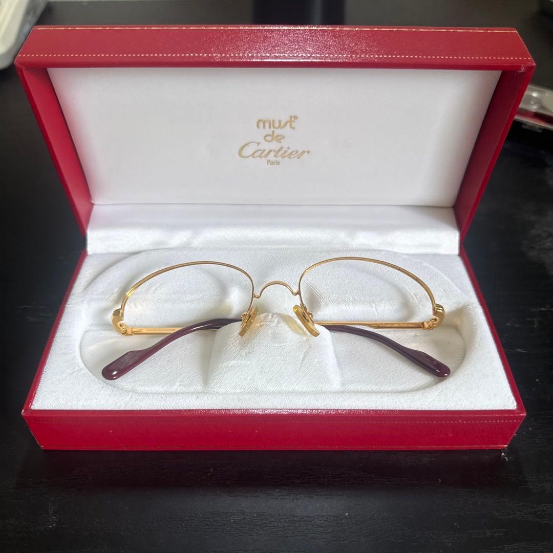 Cartier カルティエ　must de Cartier サングラス、眼鏡