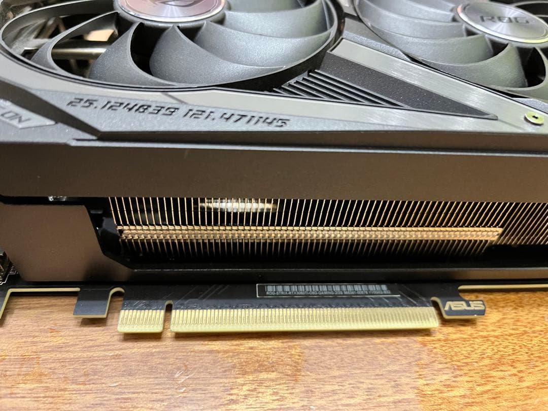 グラフィックボード・グラボ・ビデオカード ASUS ROG STRIX RTX 3060ti 8GB
