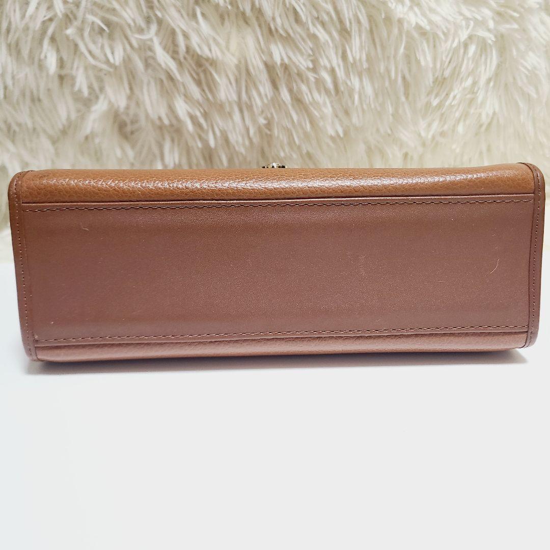 バーバリー ハンドバッグ フォーマルバッグ レザー ロゴ ゴールド金具 チェック