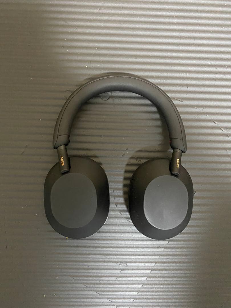 SONY WH-1000XM5 中古