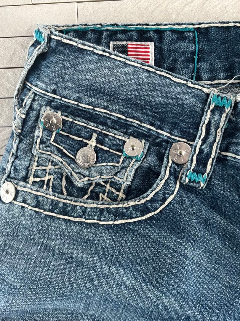 TRUE RELIGION トゥルーレリジョン サイズ30