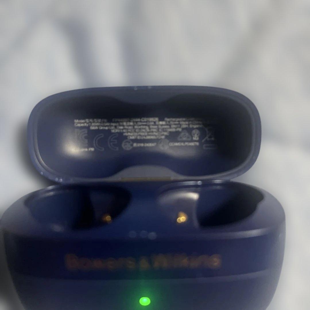 ケースのみ Bowers & Wilkins pi8 ネイビー