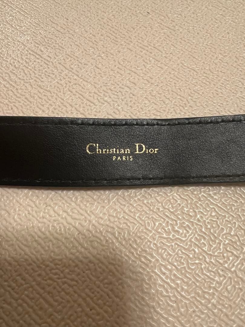 Dior ロゴバックルレザーベルト