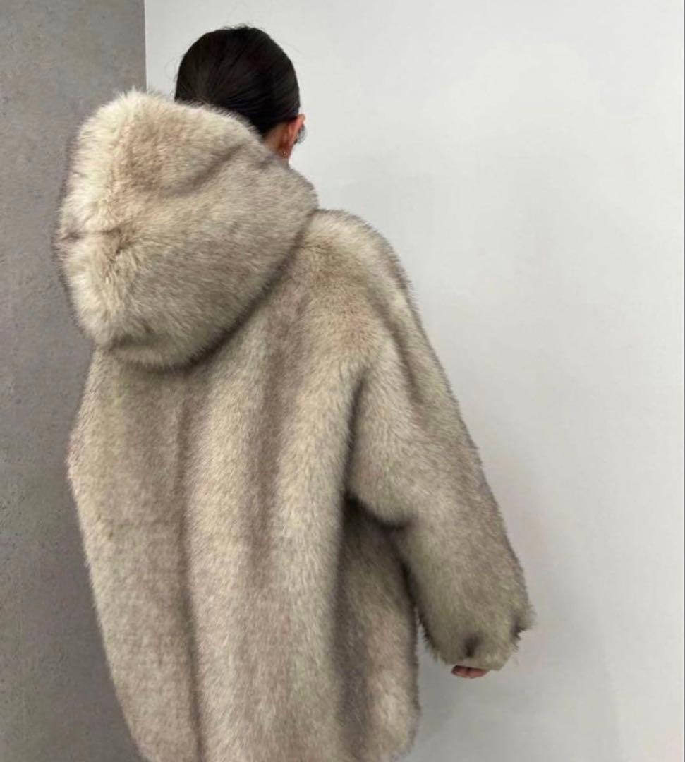 本日SALE！美品【THINK FUR】リバーシブルfox like fur