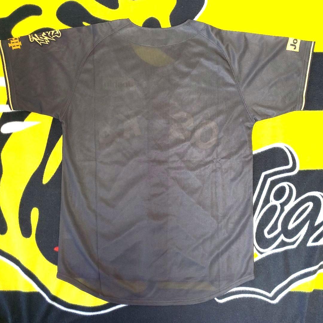 【最終価格】 阪神タイガース　ブラックダイナマイト　レプリカユニフォーム