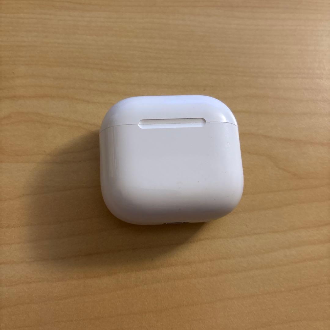 Apple AirPods 4 本体 右耳
