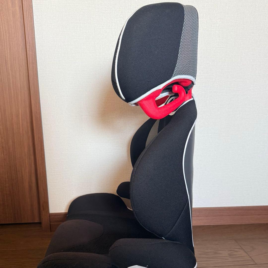 【ミドリ】エールべべ ジュニアシート サラット3ステップ クワトロST 黒