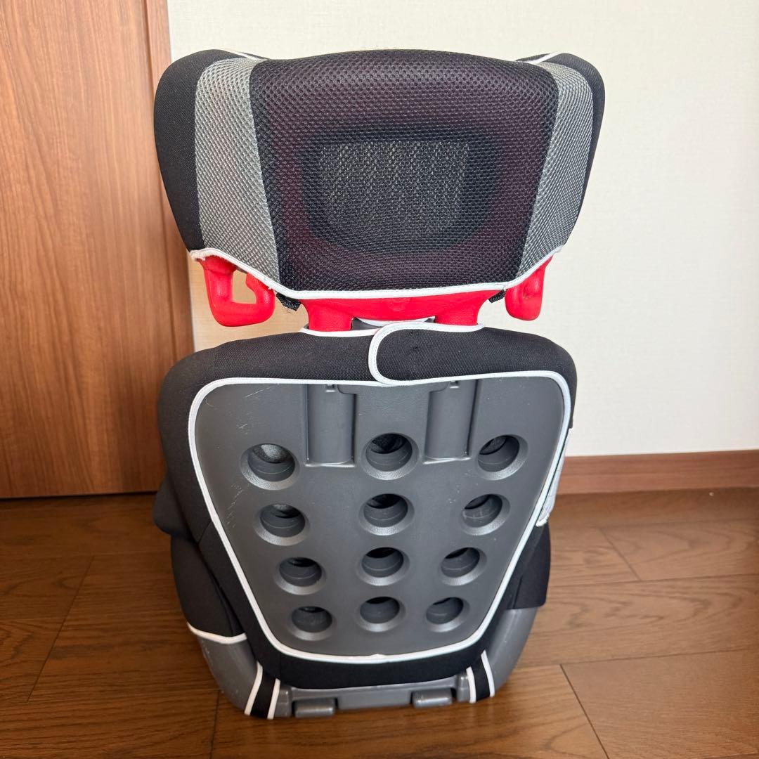 【ミドリ】エールべべ ジュニアシート サラット3ステップ クワトロST 黒