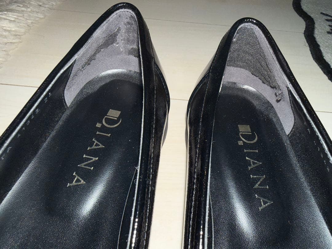 DIANA ブラック ローファー リボン付き