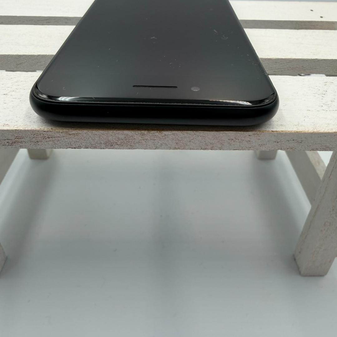 iPhone SE第3世代 64GB ミッドナイト 311